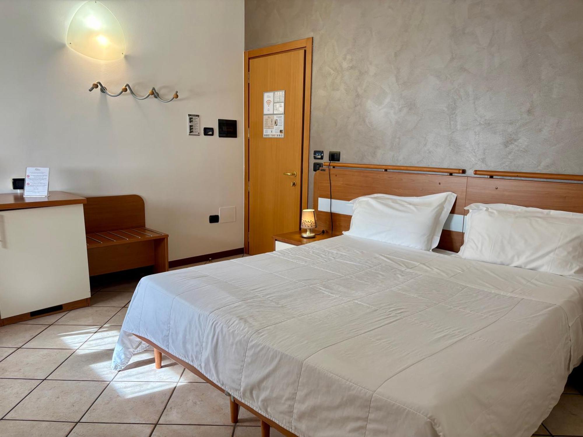 Sole Della Franciacorta - Hotel & Restaurant Capriolo Eksteriør bilde